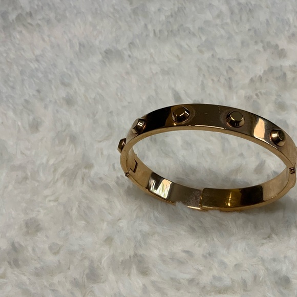 🔥Michael Kors Gold Bracelet with faux 💎 - Picture 10 of 10